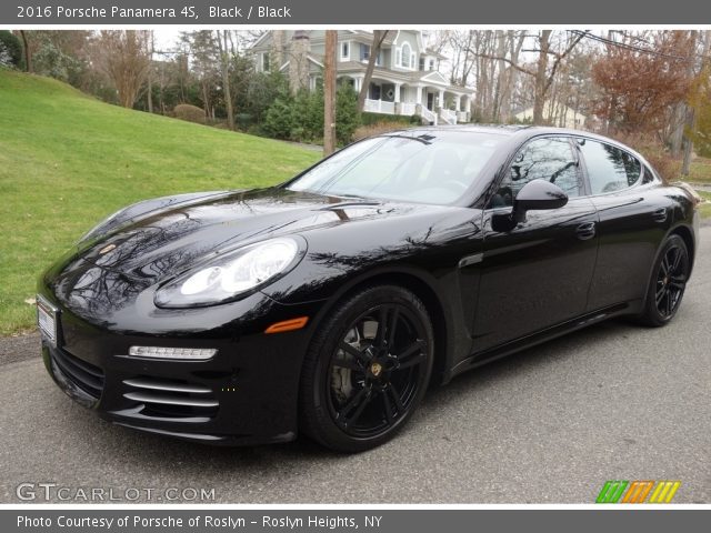 2016 Porsche Panamera 4S in Black