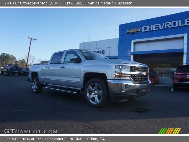 2018 Chevrolet Silverado 1500 LT Crew Cab in Silver Ice Metallic