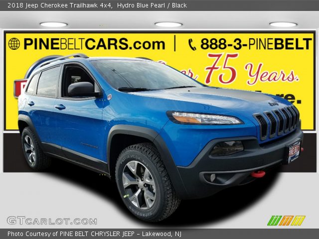 2018 Jeep Cherokee Trailhawk 4x4 in Hydro Blue Pearl