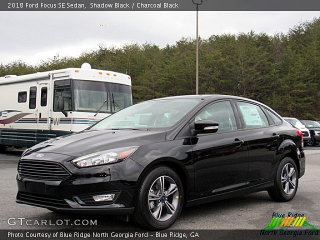 2018 Ford Focus SE Sedan in Shadow Black