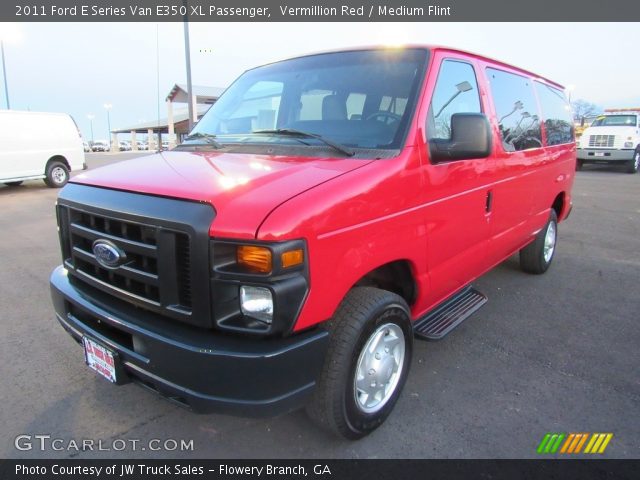 2011 Ford E Series Van E350 XL Passenger in Vermillion Red
