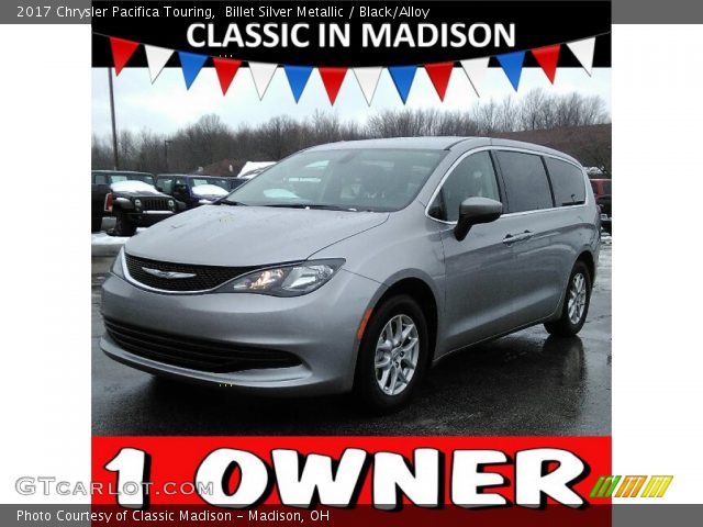 2017 Chrysler Pacifica Touring in Billet Silver Metallic
