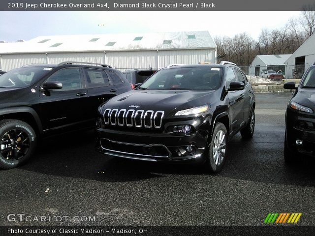 2018 Jeep Cherokee Overland 4x4 in Diamond Black Crystal Pearl