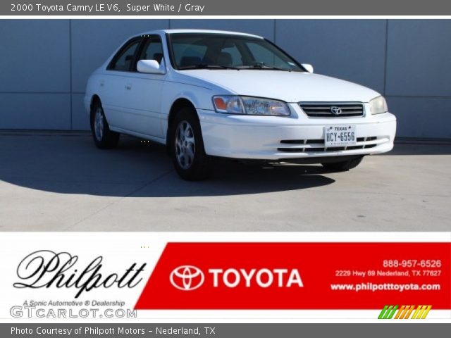 2000 Toyota Camry LE V6 in Super White