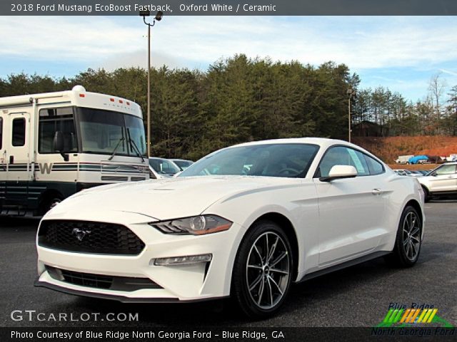 2018 Ford Mustang EcoBoost Fastback in Oxford White