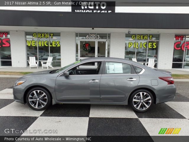 2017 Nissan Altima 2.5 SR in Gun Metallic
