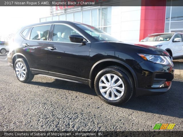 2017 Nissan Rogue S AWD in Magnetic Black