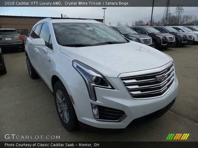 2018 Cadillac XT5 Luxury AWD in Crystal White Tricoat