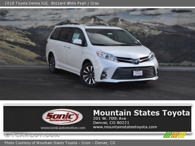 2018 Toyota Sienna XLE in Blizzard White Pearl
