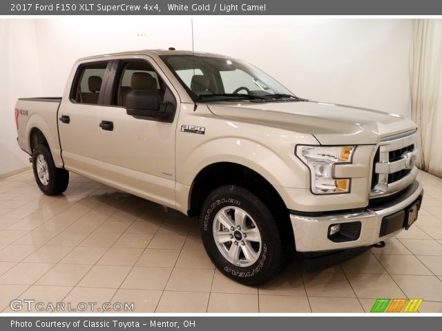 2017 Ford F150 XLT SuperCrew 4x4 in White Gold