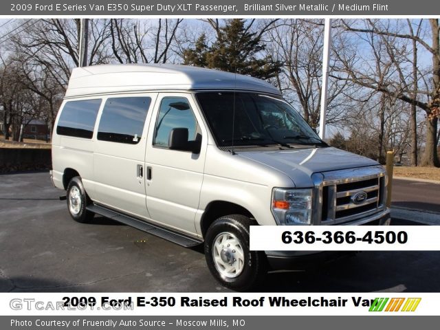 2009 Ford E Series Van E350 Super Duty XLT Passenger in Brilliant Silver Metallic
