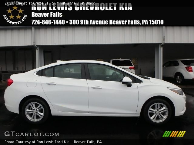2018 Chevrolet Cruze LT in Summit White