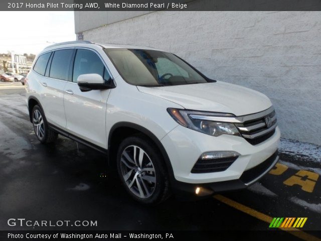 2017 Honda Pilot Touring AWD in White Diamond Pearl