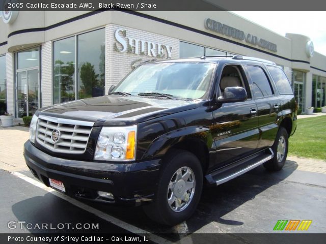2005 Cadillac Escalade AWD in Black Raven