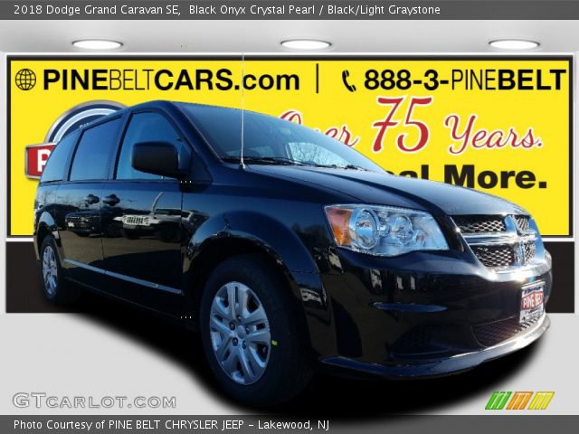 2018 Dodge Grand Caravan SE in Black Onyx Crystal Pearl