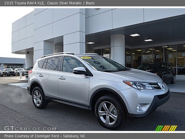 2015 Toyota RAV4 XLE in Classic Silver Metallic