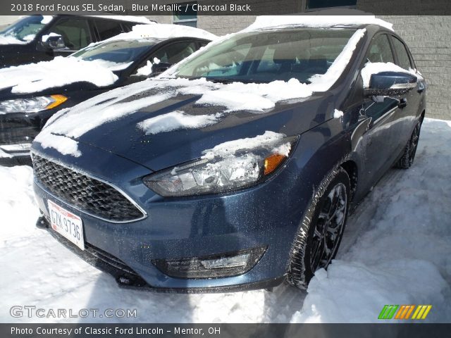 2018 Ford Focus SEL Sedan in Blue Metallic