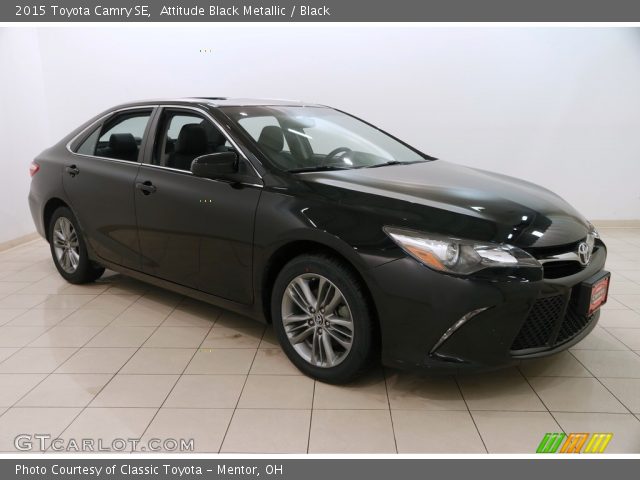 2015 Toyota Camry SE in Attitude Black Metallic