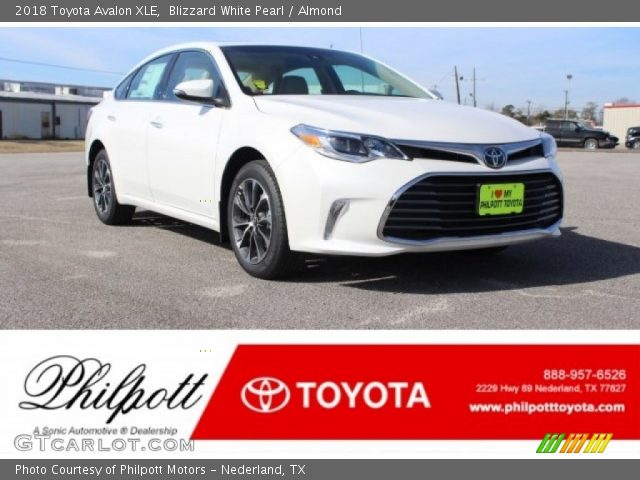 2018 Toyota Avalon XLE in Blizzard White Pearl