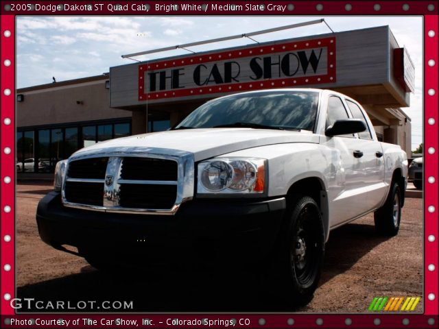 2005 Dodge Dakota ST Quad Cab in Bright White