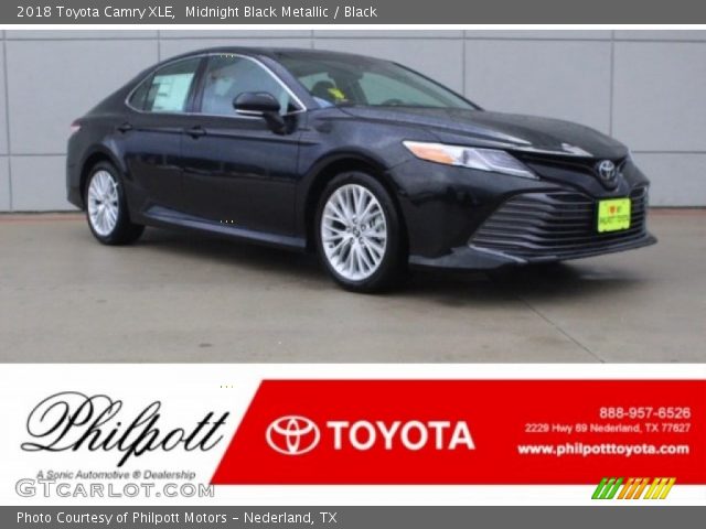 2018 Toyota Camry XLE in Midnight Black Metallic