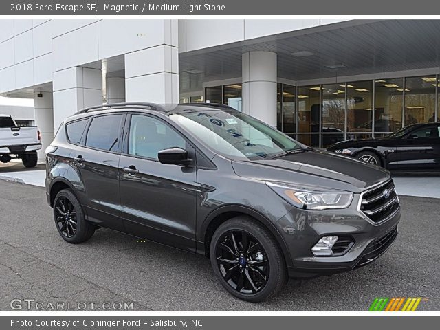 2018 Ford Escape SE in Magnetic