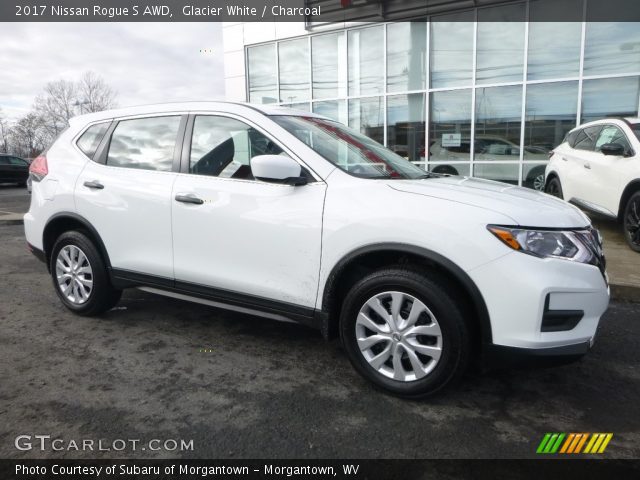 2017 Nissan Rogue S AWD in Glacier White