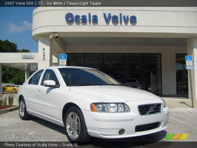 2007 Volvo S60 2.5T in Ice White