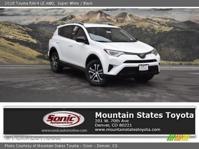 2018 Toyota RAV4 LE AWD in Super White