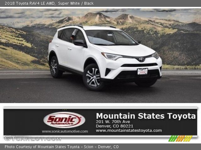 2018 Toyota RAV4 LE AWD in Super White