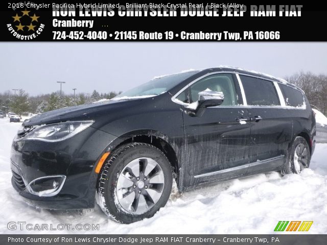 2018 Chrysler Pacifica Hybrid Limited in Brilliant Black Crystal Pearl