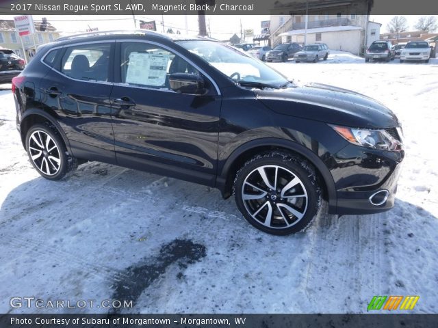 2017 Nissan Rogue Sport SL AWD in Magnetic Black