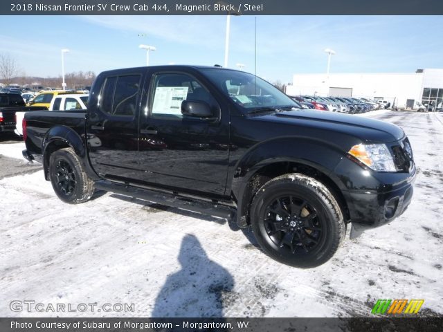 2018 Nissan Frontier SV Crew Cab 4x4 in Magnetic Black