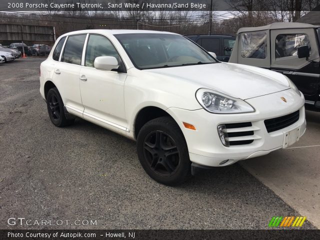 2008 Porsche Cayenne Tiptronic in Sand White