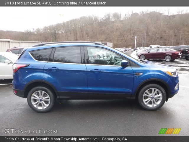 2018 Ford Escape SE 4WD in Lightning Blue