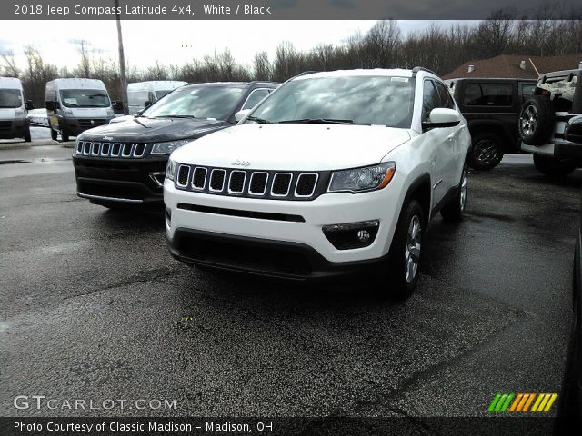 2018 Jeep Compass Latitude 4x4 in White