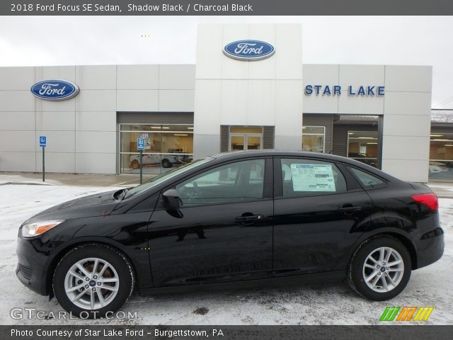 2018 Ford Focus SE Sedan in Shadow Black