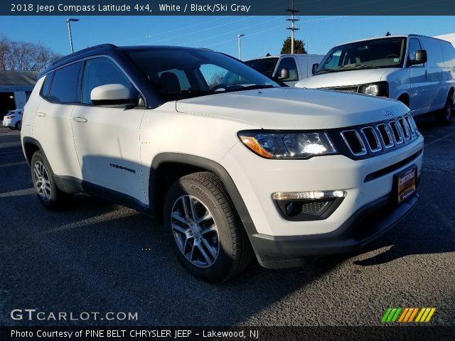 2018 Jeep Compass Latitude 4x4 in White