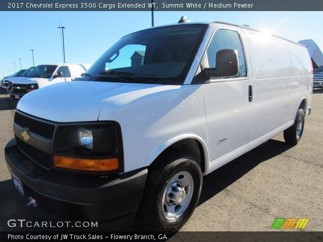 2017 Chevrolet Express 3500 Cargo Extended WT in Summit White
