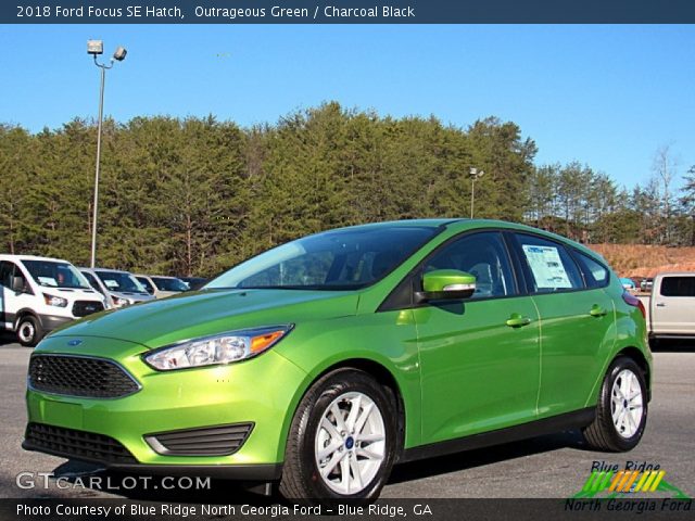 2018 Ford Focus SE Hatch in Outrageous Green