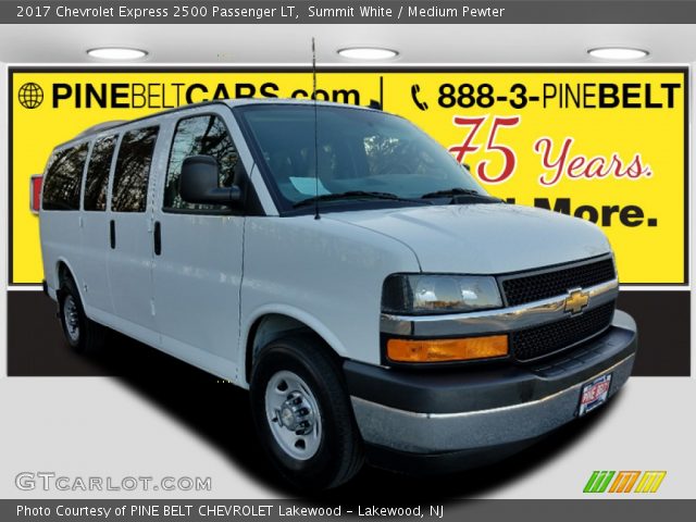 2017 Chevrolet Express 2500 Passenger LT in Summit White