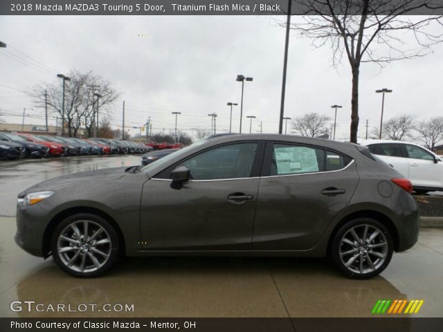 2018 Mazda MAZDA3 Touring 5 Door in Titanium Flash Mica