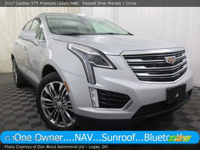 2017 Cadillac XT5 Premium Luxury AWD in Radiant Silver Metallic