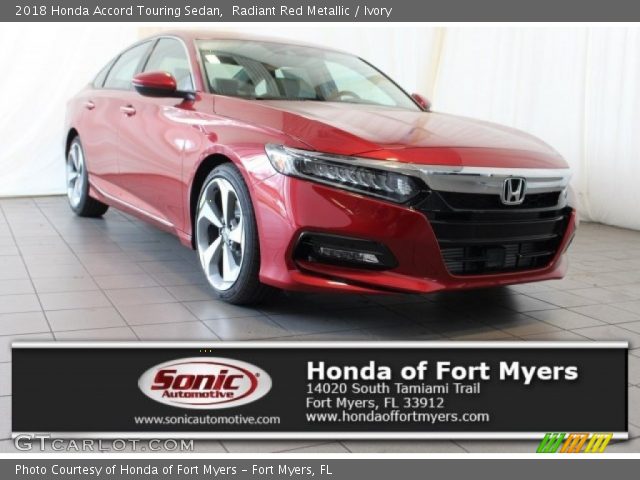 2018 Honda Accord Touring Sedan in Radiant Red Metallic