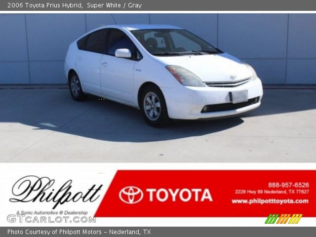 2006 Toyota Prius Hybrid in Super White
