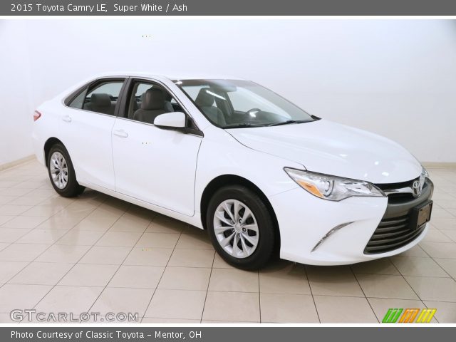 2015 Toyota Camry LE in Super White