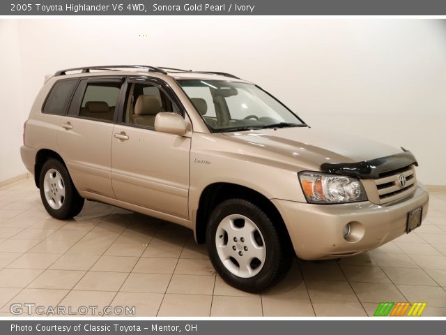 2005 Toyota Highlander V6 4WD in Sonora Gold Pearl