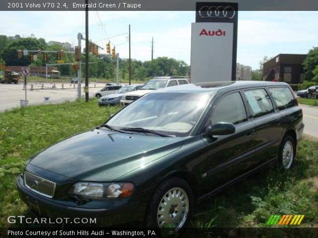 2001 Volvo V70 2.4 in Emerald Green