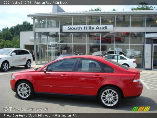 2004 Volvo S40 T5 in Passion Red