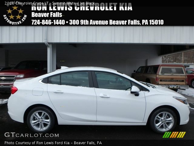 2018 Chevrolet Cruze LT in Summit White